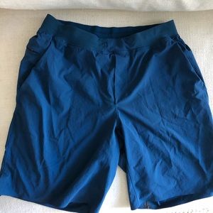 Lululemon Men’s Shorts, blue, Large